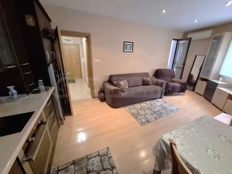 Apartment for rent in Varna - Image 1