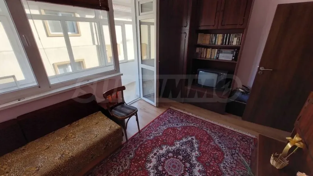 Spacious, Fully Furnished House with Garden in Burgas - Image 2