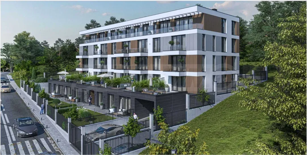 Spacious 3-Bedroom Apartment in Varna's "Briz" Area - Image 3