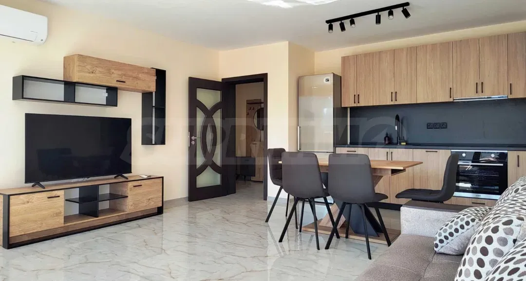 Fully Furnished 3BR Apartment in Plovdiv Center - Image 3