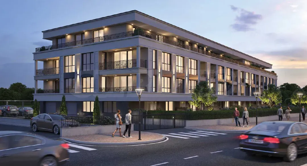 Spacious 3-Bedroom Apartment in New Complex - Image 3