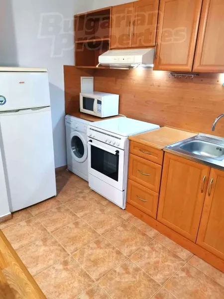 Spacious, Fully Furnished 2-Bedroom Apartment in Plovdiv's Karshiyaka - Image 4