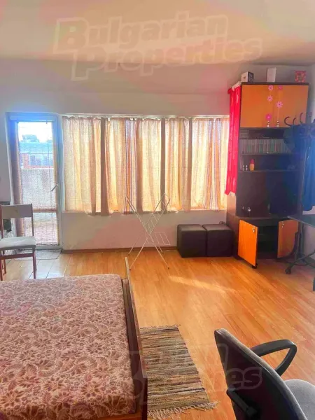 Bright, Fully Furnished Studio in Burgas - Vazrazhdane Area - Image 3