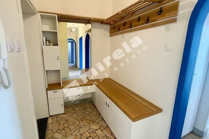 Spacious 3-Bedroom Apartment in Sofia's Loznevo District, Panoramic Views - Image 3