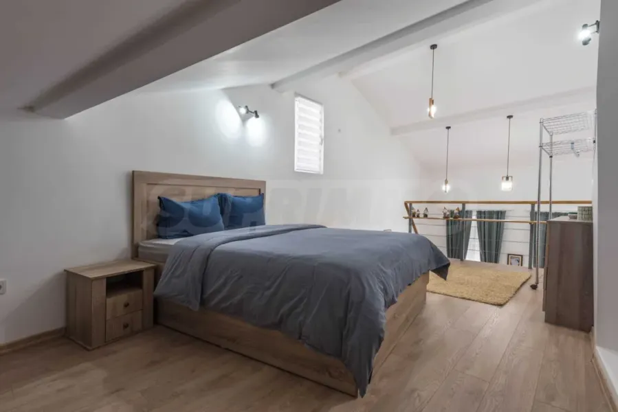 Spacious, Renovated Apartment in Varna's "Greek Quarter" - 3B/2B - Image 4