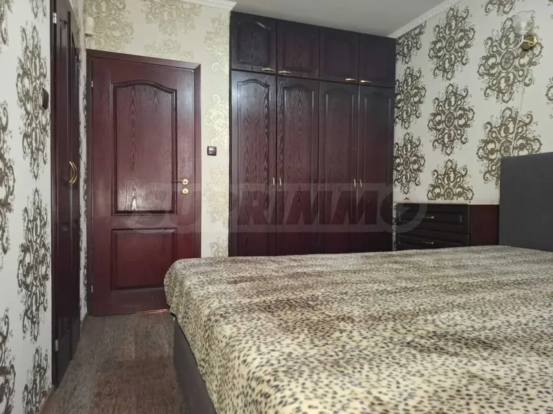 Spacious 3BR Apartment - Христо Смирненски, Plovdiv - Image 2