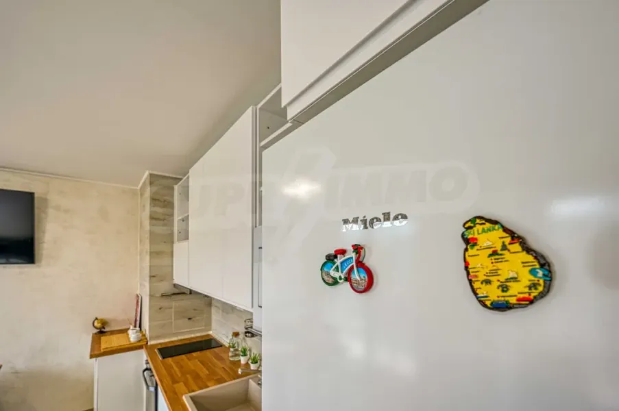 Stylish 2-Bedroom Apartment in Sofia's Heart - Image 4