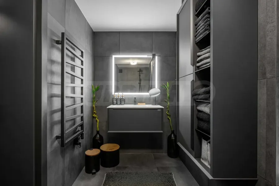 Luxury 3BR Apartment w/ Garage - Plovdiv Center - Image 2