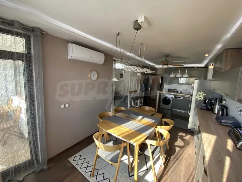 Spacious, Fully Furnished Varna Apartment with Sea Panorama - Image 2