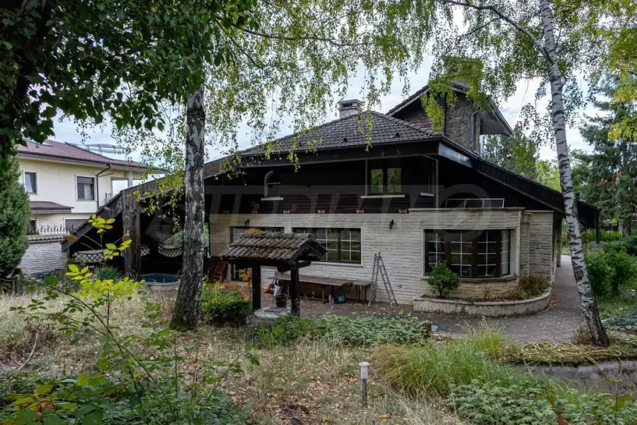 Artistic House w/ Large Garden - Sofia - Image 5