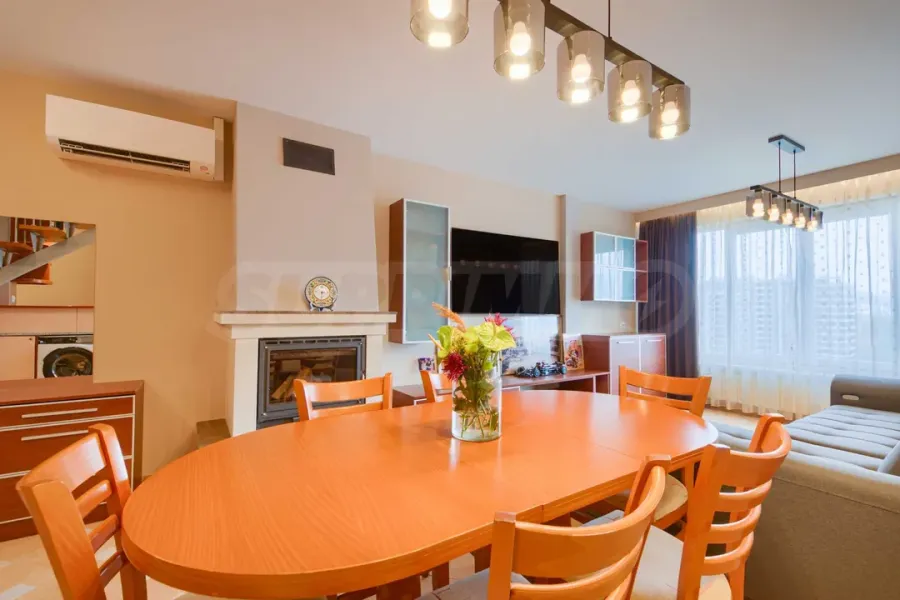 Spacious 3-Bed Apartment in Dianaabad, Sofia - Image 2