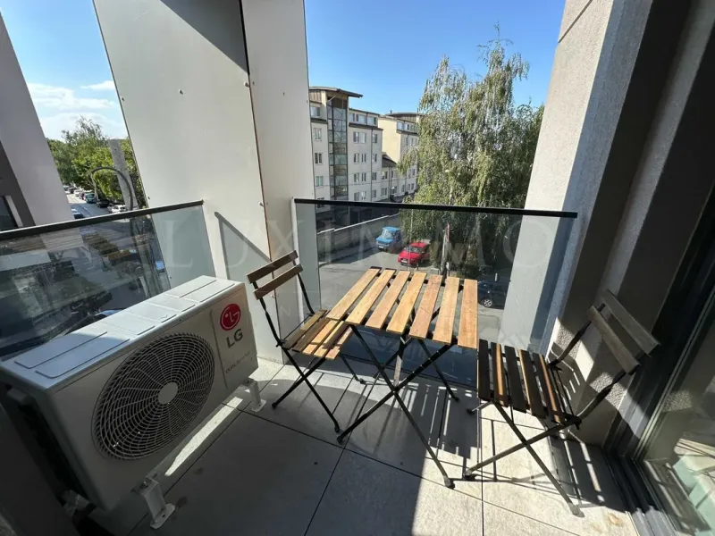 Stylish 2-Bedroom Apartment in Krastova Vada, Sofia - Image 2