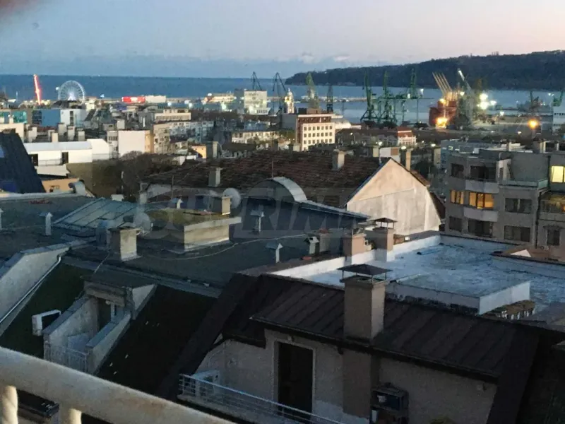 Spacious, Fully Furnished Apartment in Varna's Center - Image 1