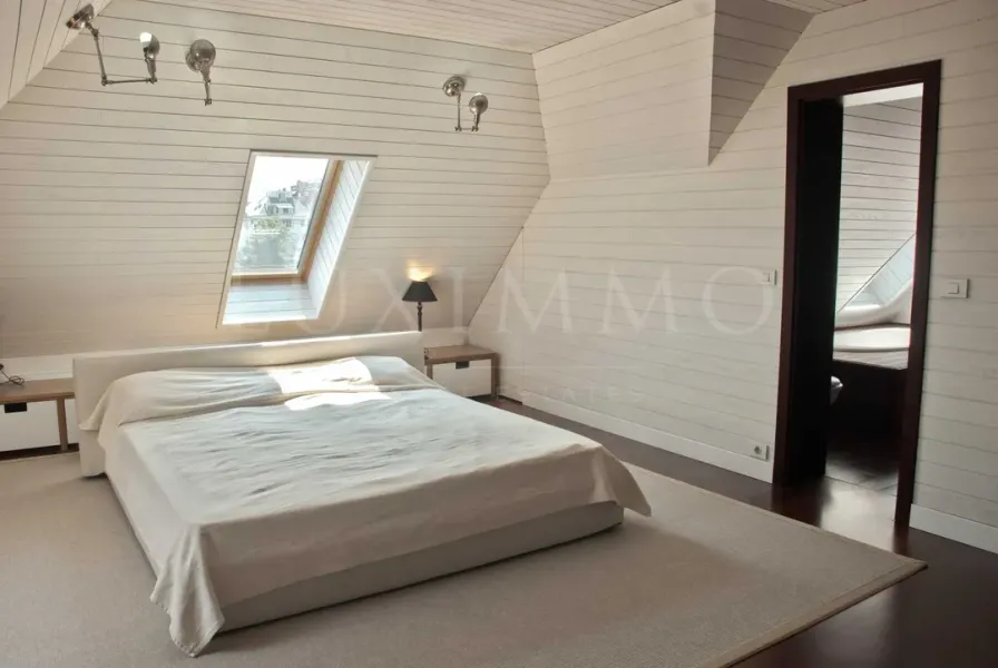 Spacious, Fully Furnished Apartment with Panoramic Views in Sofia - Image 5