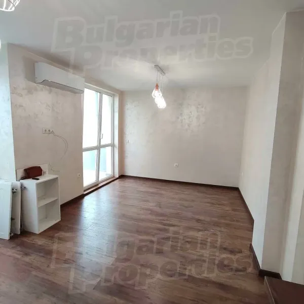 Spacious New Construction 2-Bedroom Apartment in Central Varna - Image 4