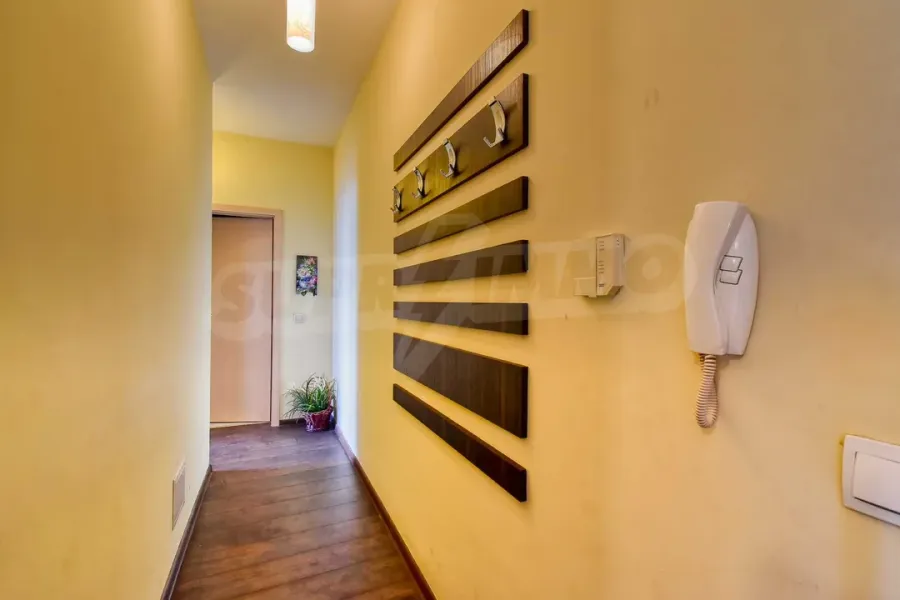 Spacious, Fully Furnished 3-Bedroom Apartment in Sofia's Student City - Image 5