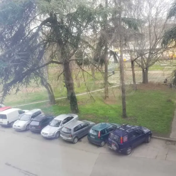 Spacious Fully Furnished Apartment Near Varna Sea Garden - Image 2