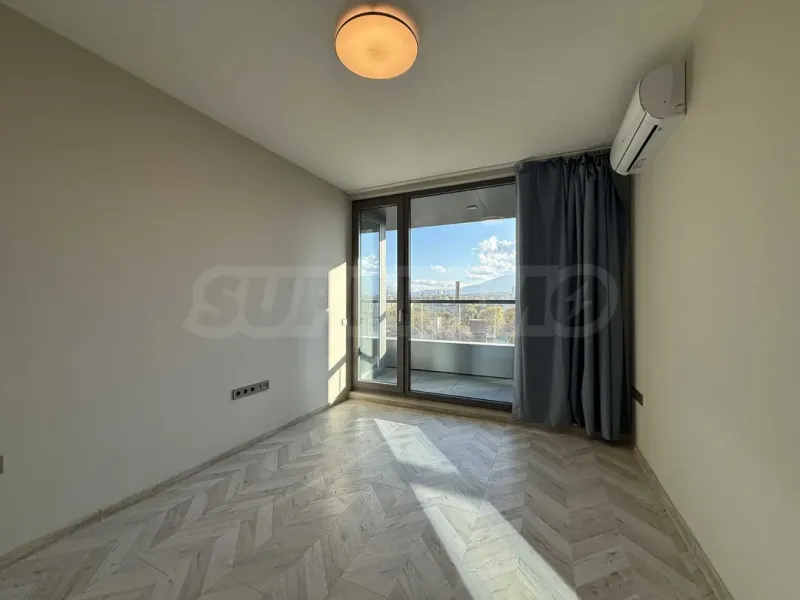 Sunny 2-Bedroom Apartment - Park & Vitosha Views - Image 3