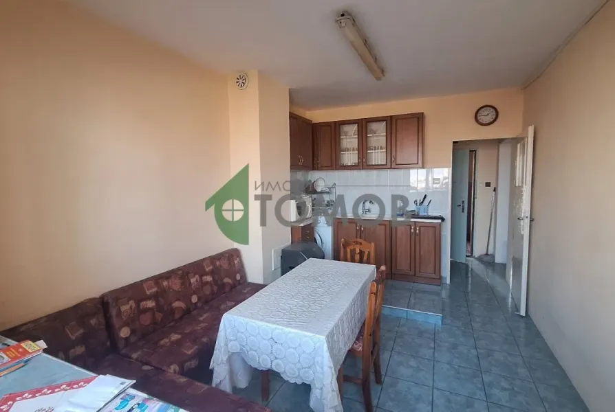 Spacious 2-Bedroom Apartment in Stara Zagora's Opelchenski District - Image 1