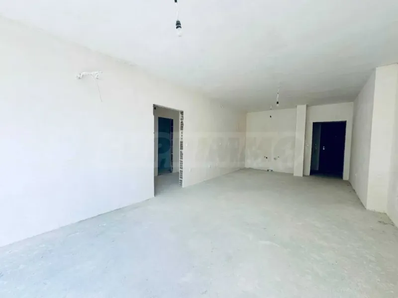 Spacious 3BR Apartment Near Varna's Picadilly Park - Image 5