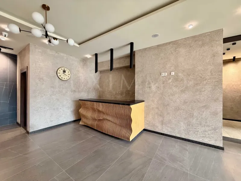 Elegant Plovdiv Apartment: Rowing Base & Mountain Views - Image 4