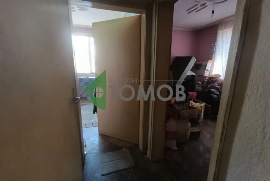 Spacious 3-Bedroom Apartment in Central Stara Zagora for Sale - Image 1