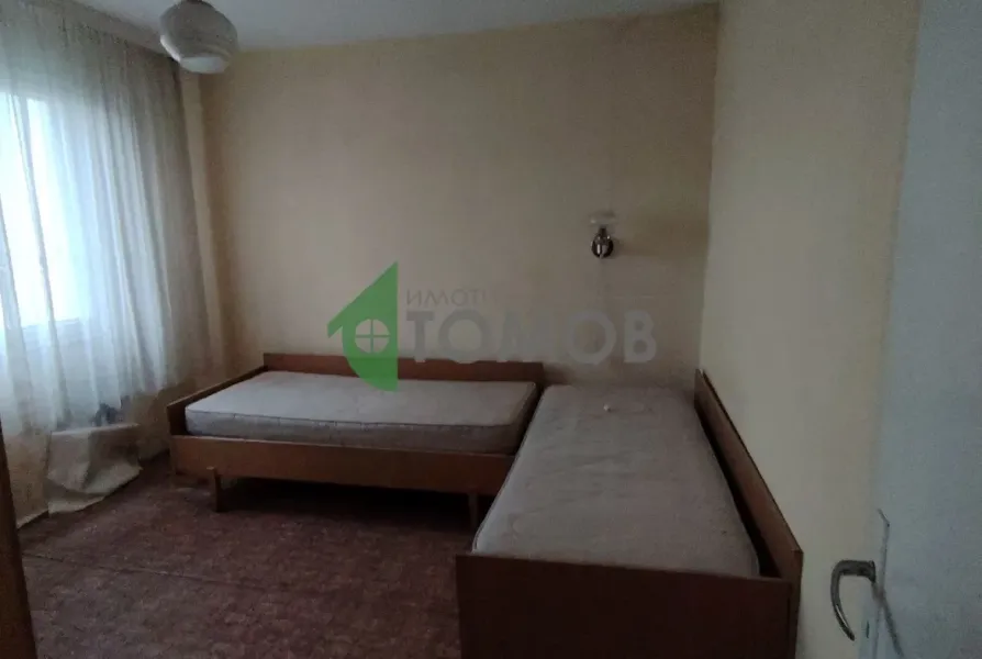 Spacious 2+1 Apartment in Stara Zagora – Great Location - Image 2