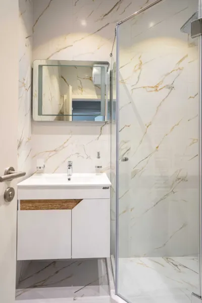 Stylish One-Bedroom Apartment in Plovdiv's Hristo Smirnenski - Image 4