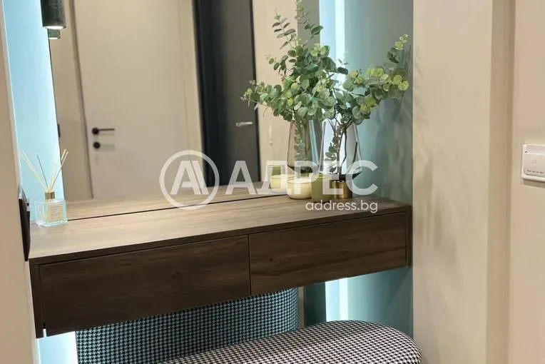 Spacious, Fully Furnished Burgas Apartment with Sea Views - €410,000 - Image 3