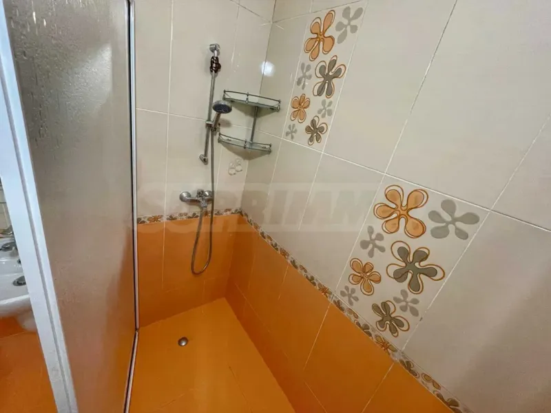 Spacious Fully Furnished Apartment in Varna's "Zimno Kino Trakia" - Image 3