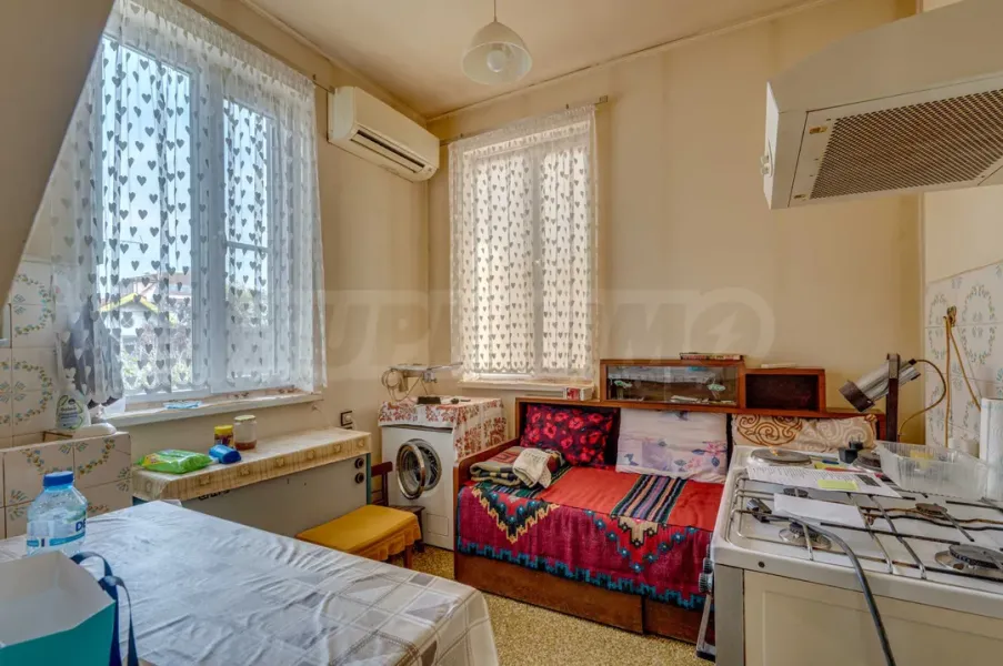 Spacious 1-Bedroom Apartment in Sofia's Reduta - Image 4