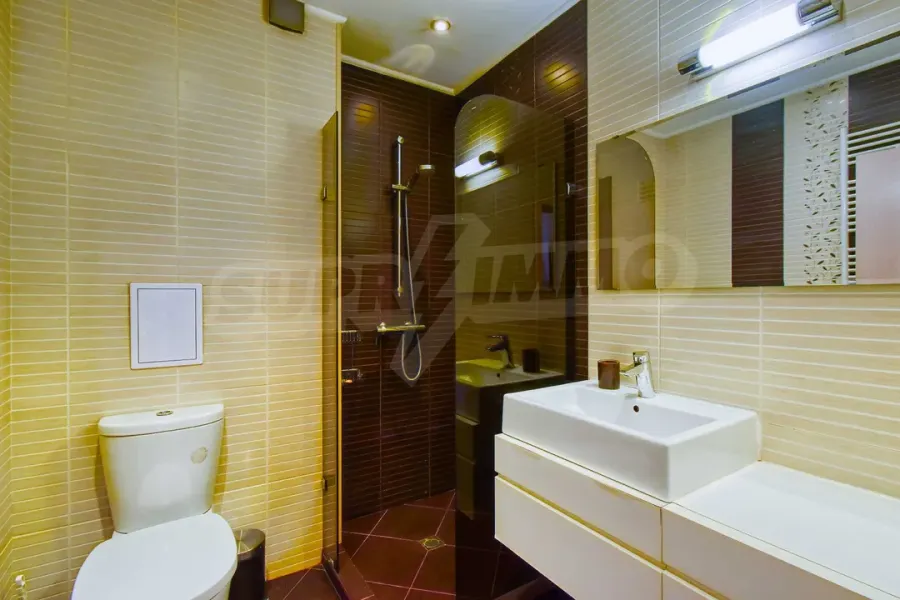 Spacious, Fully Furnished 3-Bedroom Apartment in Sofia's Student City - Image 3