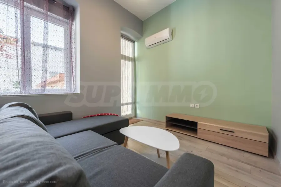 Stylish 2-Bedroom House with Garden for Rent in Varna - Image 3