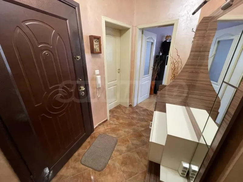 Spacious Fully Furnished Apartment in Varna's "Zimno Kino Trakia" - Image 5