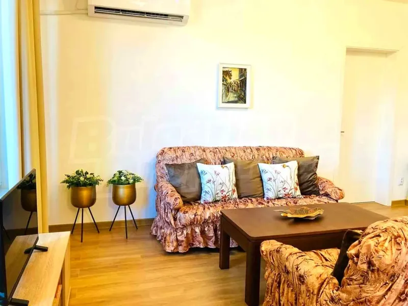 Spacious Fully Furnished 2-Bedroom Apartment in Plovdiv's Center - Image 2