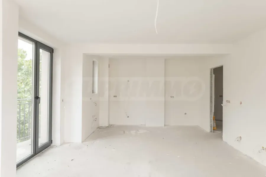 Spacious 3+1 Apartment w/ Gardens & Spa - Image 4