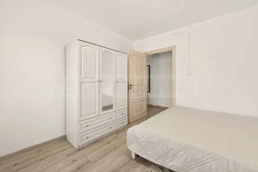 Spacious Fully Furnished 4-Room Apartment in Varna's "Chaika" District - Image 3