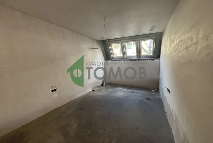 Spacious 3-Bedroom Apartment in Center of Stara Zagora - Act 14 - Image 2