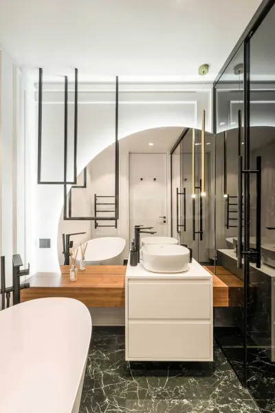 Luxurious Burgas Apartment with Sea Views - Image 4