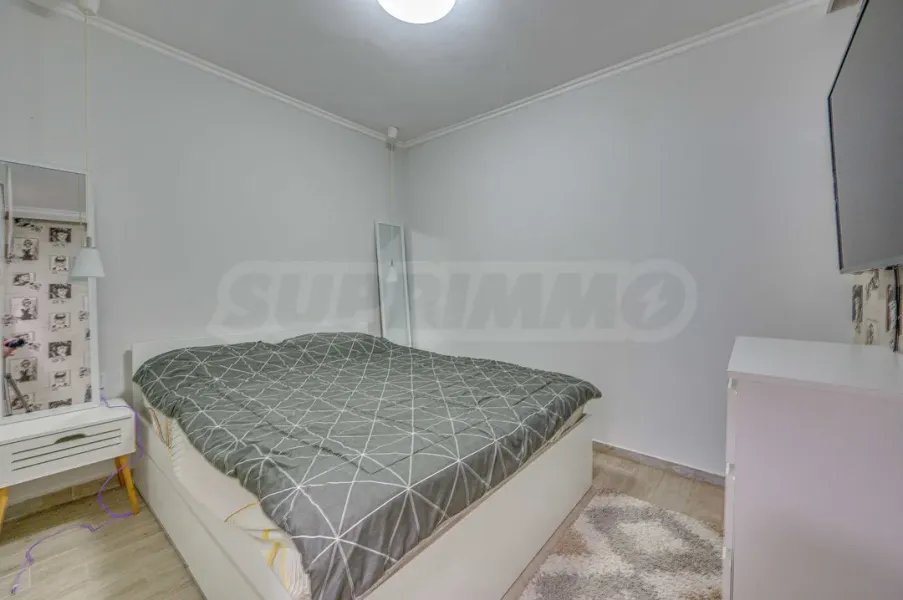 Spacious, Fully Furnished 2-Bedroom Apartment - Sofia - Image 1