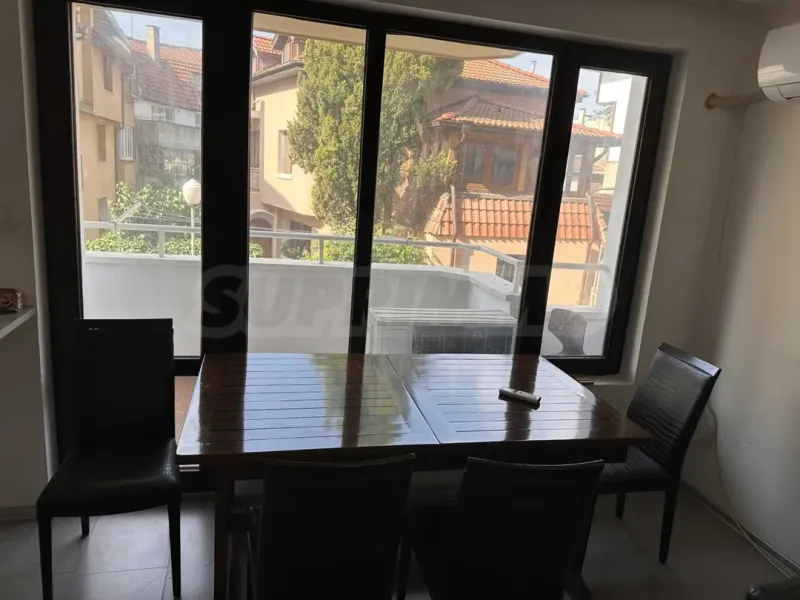 Spacious, Fully Furnished Apartment in Varna Center - Image 3