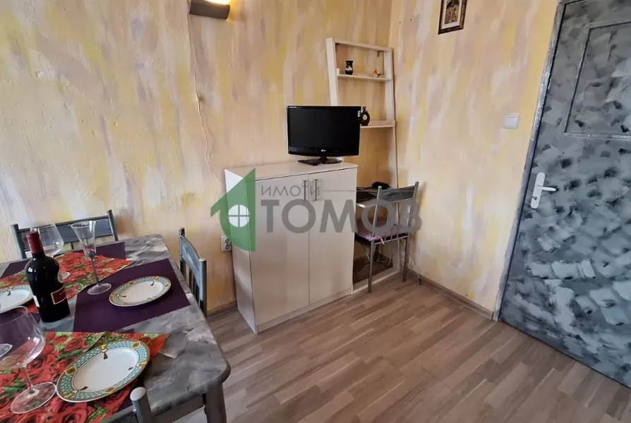 Spacious, Fully Furnished One-Bedroom Apartment in Stara Zagora - Image 1