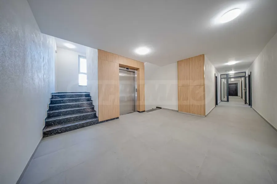 Spacious South-Facing Apartment in Sofia's "Malinova Dolina" - Image 3