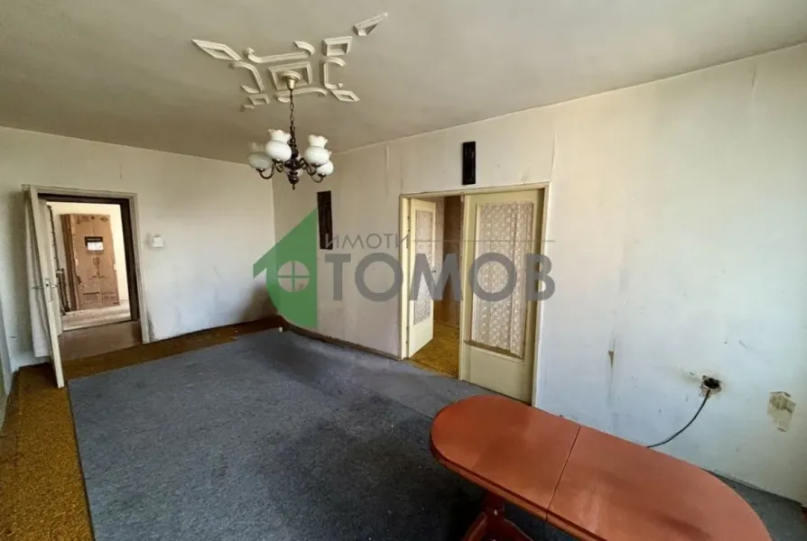 Spacious 3-Bedroom Apartment in Sunny Stara Zagora, Bulgaria - Image 3
