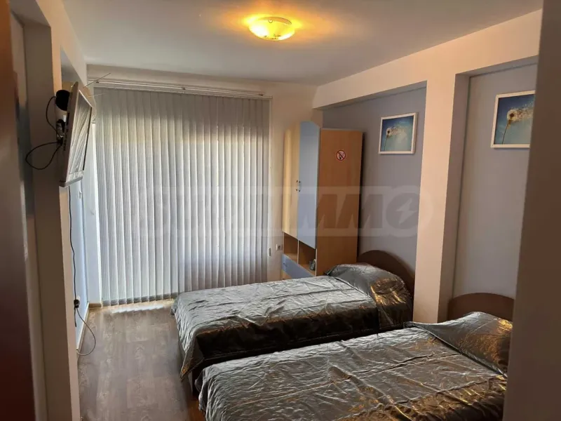 Spacious 3-Bedroom Apartment - Varna Center - Image 2