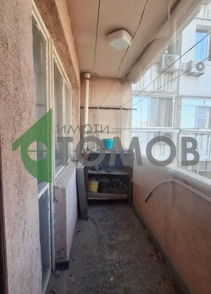 Spacious 2-Bedroom Apartment in Stara Zagora's Opelchenski District - Image 3