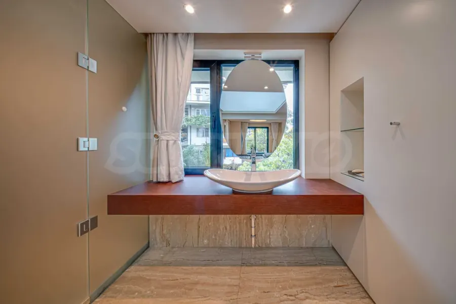 Luxury Sofia Home: 4 Bed, SPA, Garden Oasis - Image 5