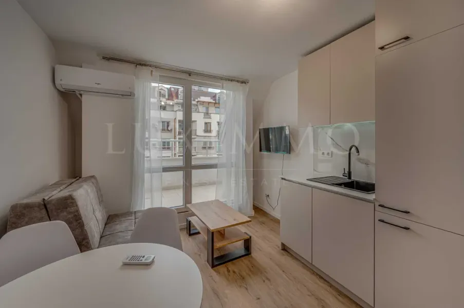 Fully Furnished 1-Bedroom Apartment in Sofia's Central District - Image 3