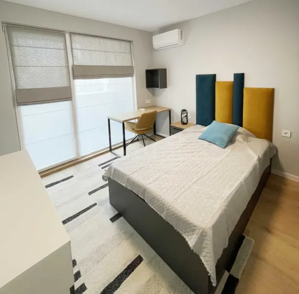 Spacious, Fully Furnished 3-Bedroom Apartment in Plovdiv, Bulgaria - Image 4