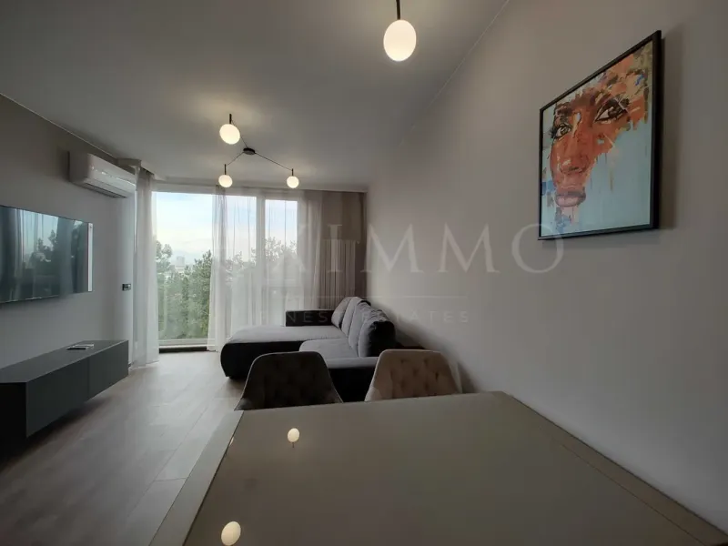 Stylish 2-Bed Apartment, Bright, Fully Furnished, Sofia - Image 2